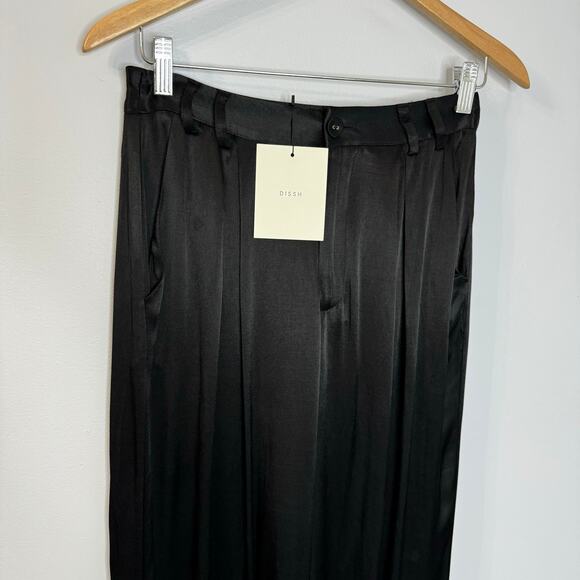 DISSH Simone Black Straight Satin Pleated  Front Pants Sz 4 Minimalist New - Picture 3 of 12